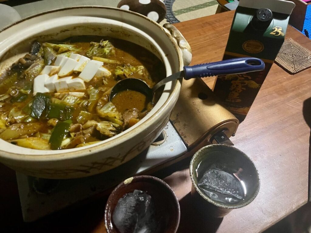 和風スパイスカレー鍋を食べる