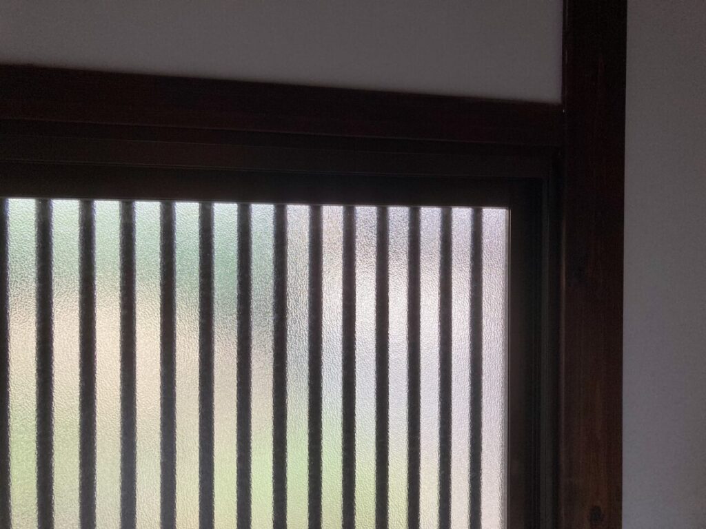 アルミサッシの玄関